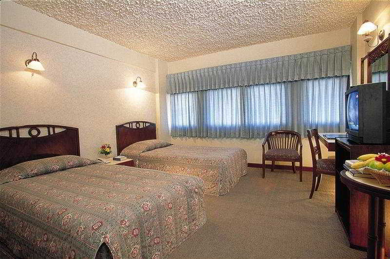 Amarin Nakorn Hotel Phitsanulok Buitenkant foto